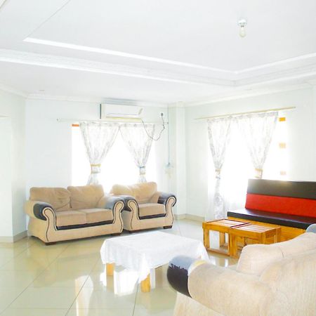 The Rest Camp Lodge And B&B มันซีนี ภายนอก รูปภาพ